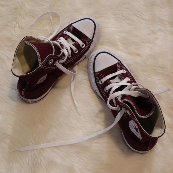 maroon chuck taylor high tops